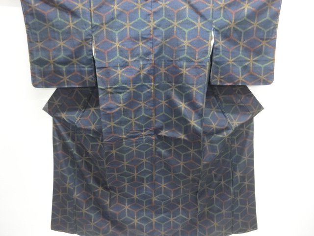 未使用品　亀甲模様織り出し十日町紬着物
